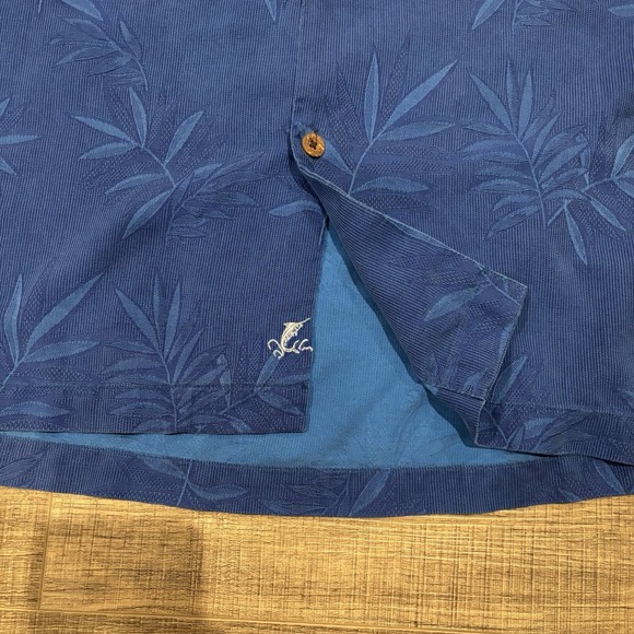 Chicago Cubs Tommy Bahama Silk Shirt Men's XL Blue MLB Hawaiian - Picture 7 of 8